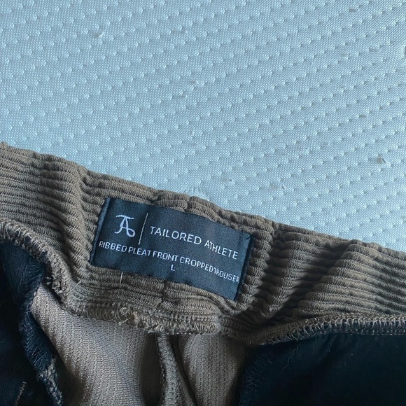 Tailored Athlete Men's Ribbed Pleat Front Cropped Trouser Pants in Brown Size L - Picture 4 of 9